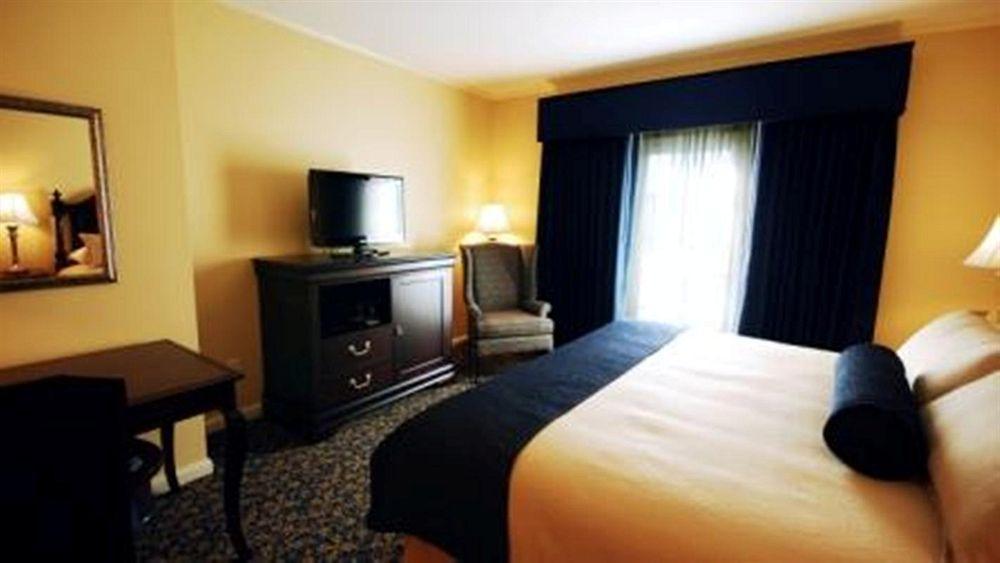 The Daniel Hotel Brunswick Ruang foto