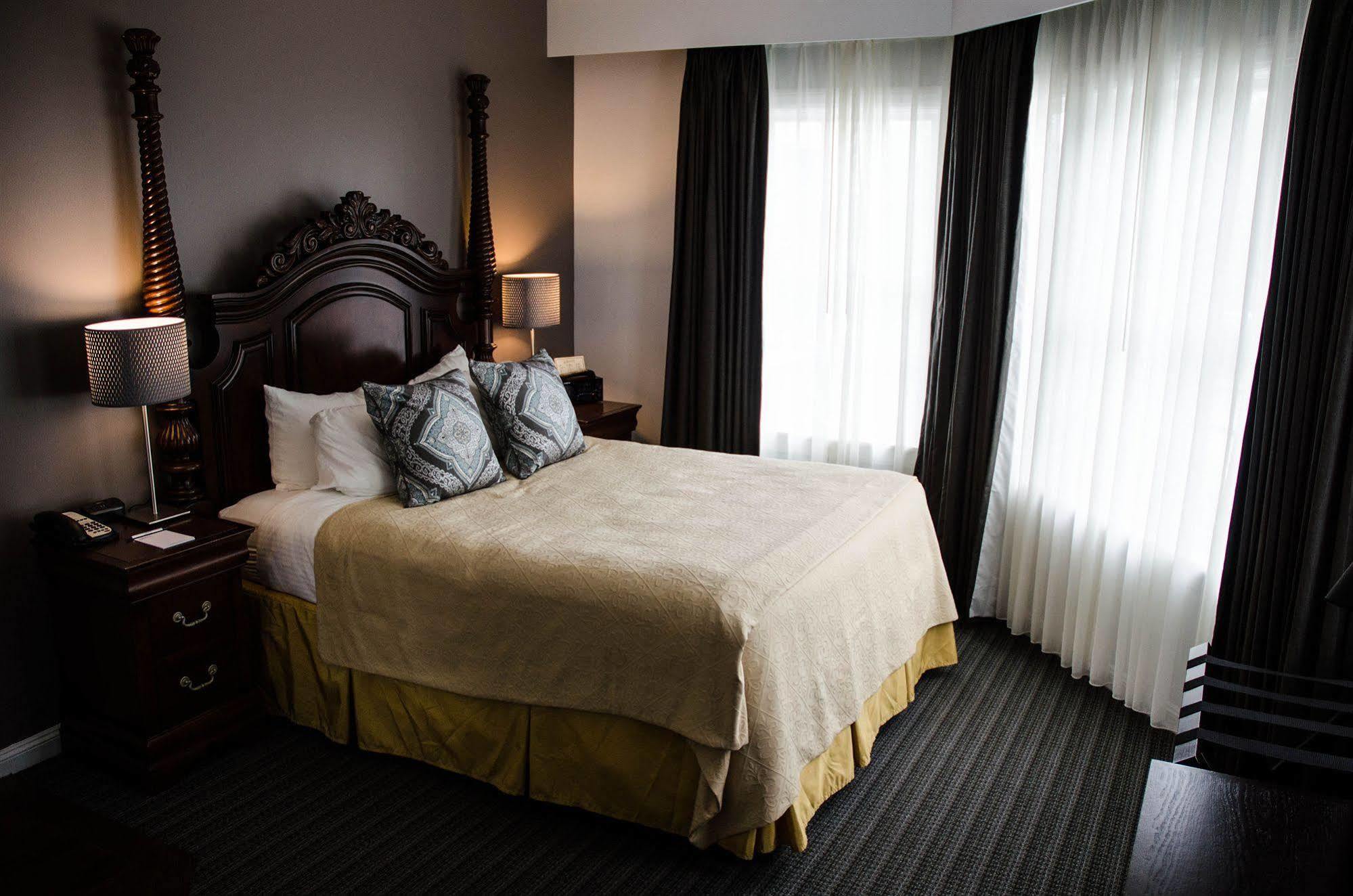 The Daniel Hotel Brunswick Bagian luar foto