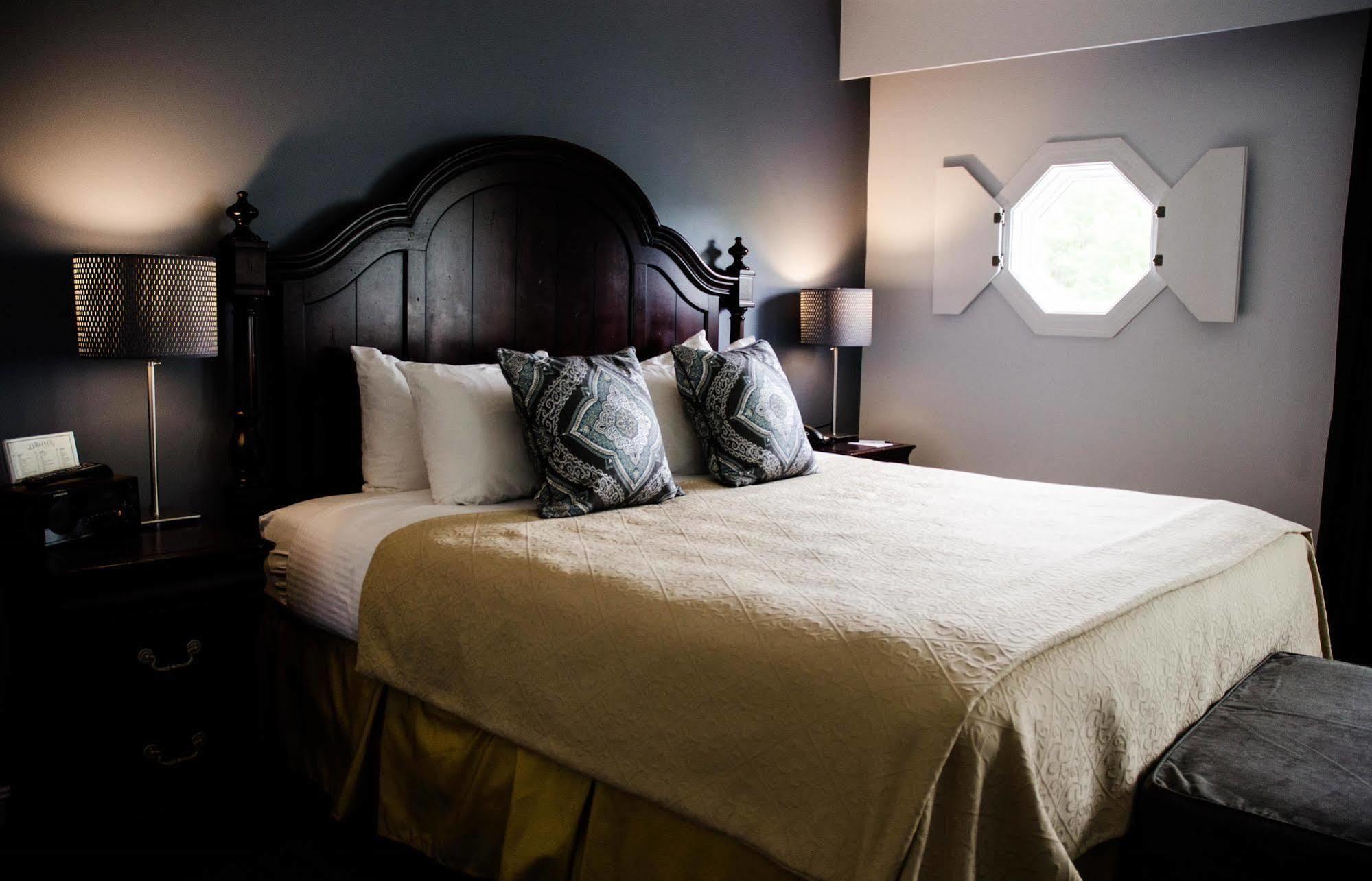 The Daniel Hotel Brunswick Bagian luar foto