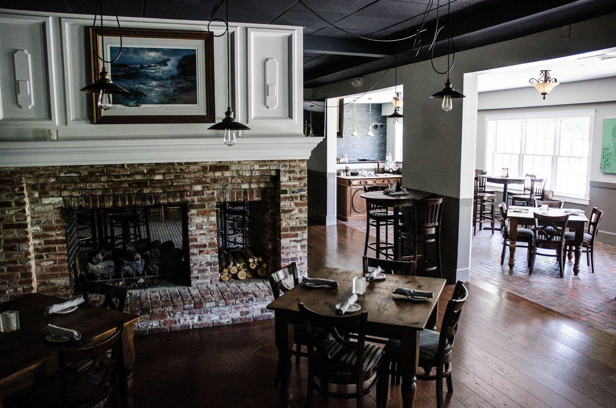 The Daniel Hotel Brunswick Bagian luar foto