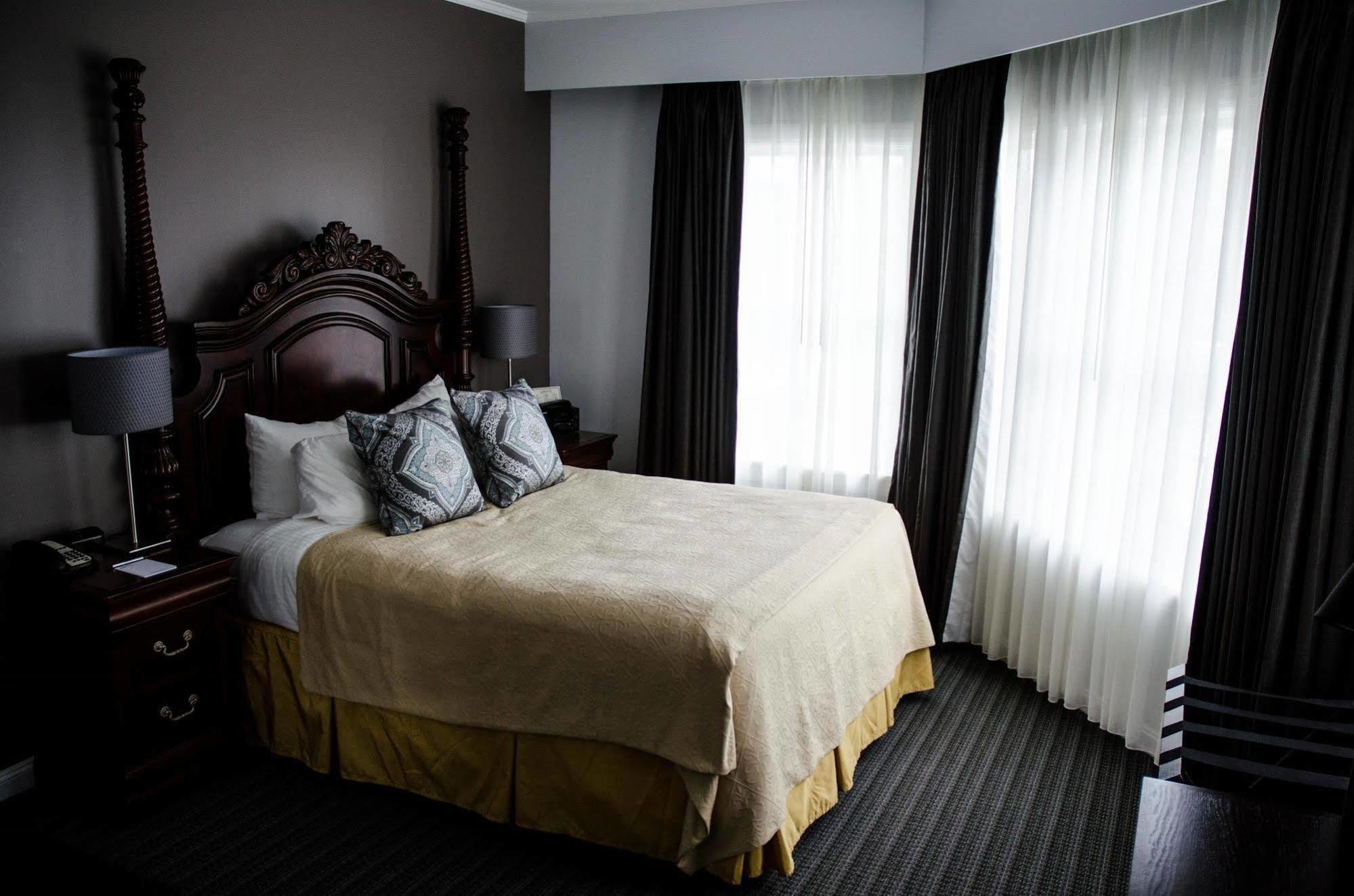 The Daniel Hotel Brunswick Bagian luar foto